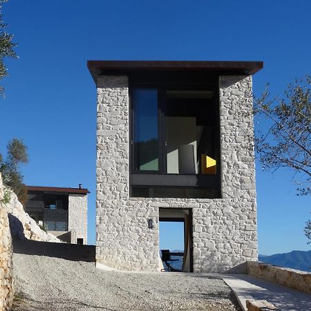 Villetta Farfallina "The Unique Property In The World With An Openable Roof" Lucca Exterior foto