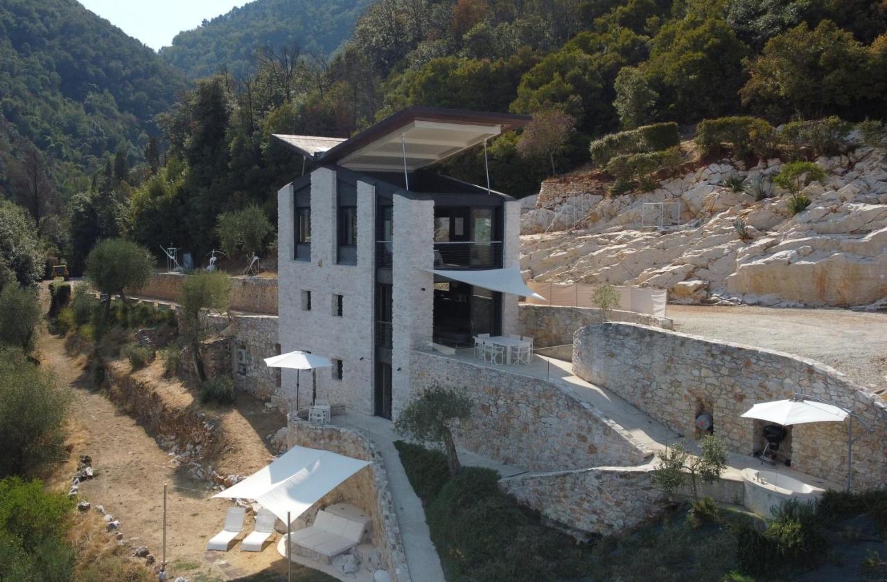 Villetta Farfallina "The Unique Property In The World With An Openable Roof" Lucca Exterior foto